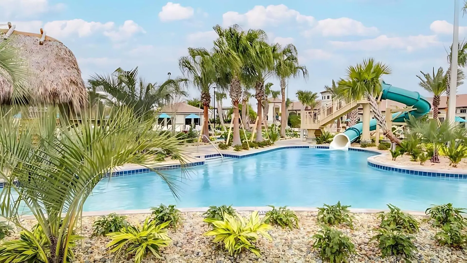 Holiday home Stunning 8Br Home With Bbq Pool And Theater Davenport