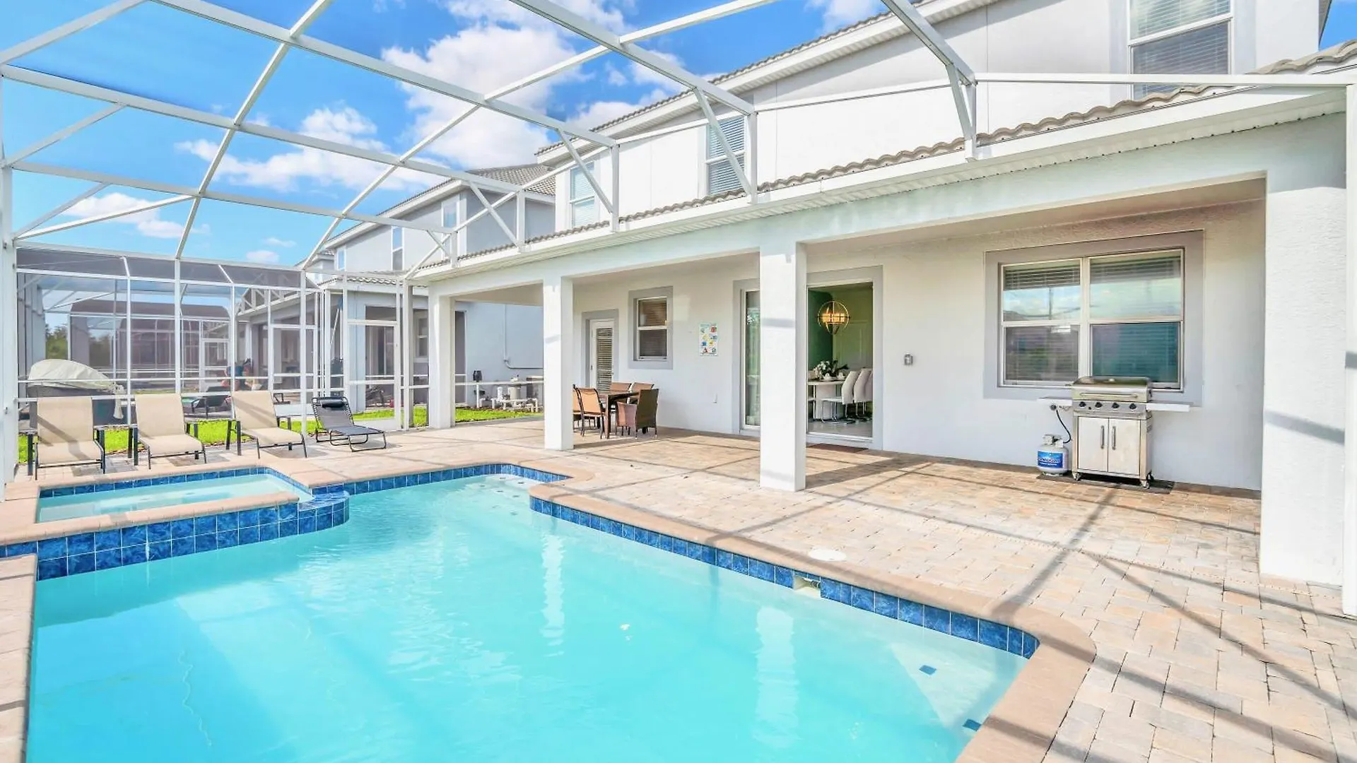 Holiday home Stunning 8Br Home With Bbq Pool And Theater Davenport United States